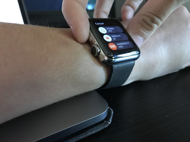 1647262738378028894.jpg how-to-start-and-reset-apple-watch-picture-1-sDClPxRJz.jpg